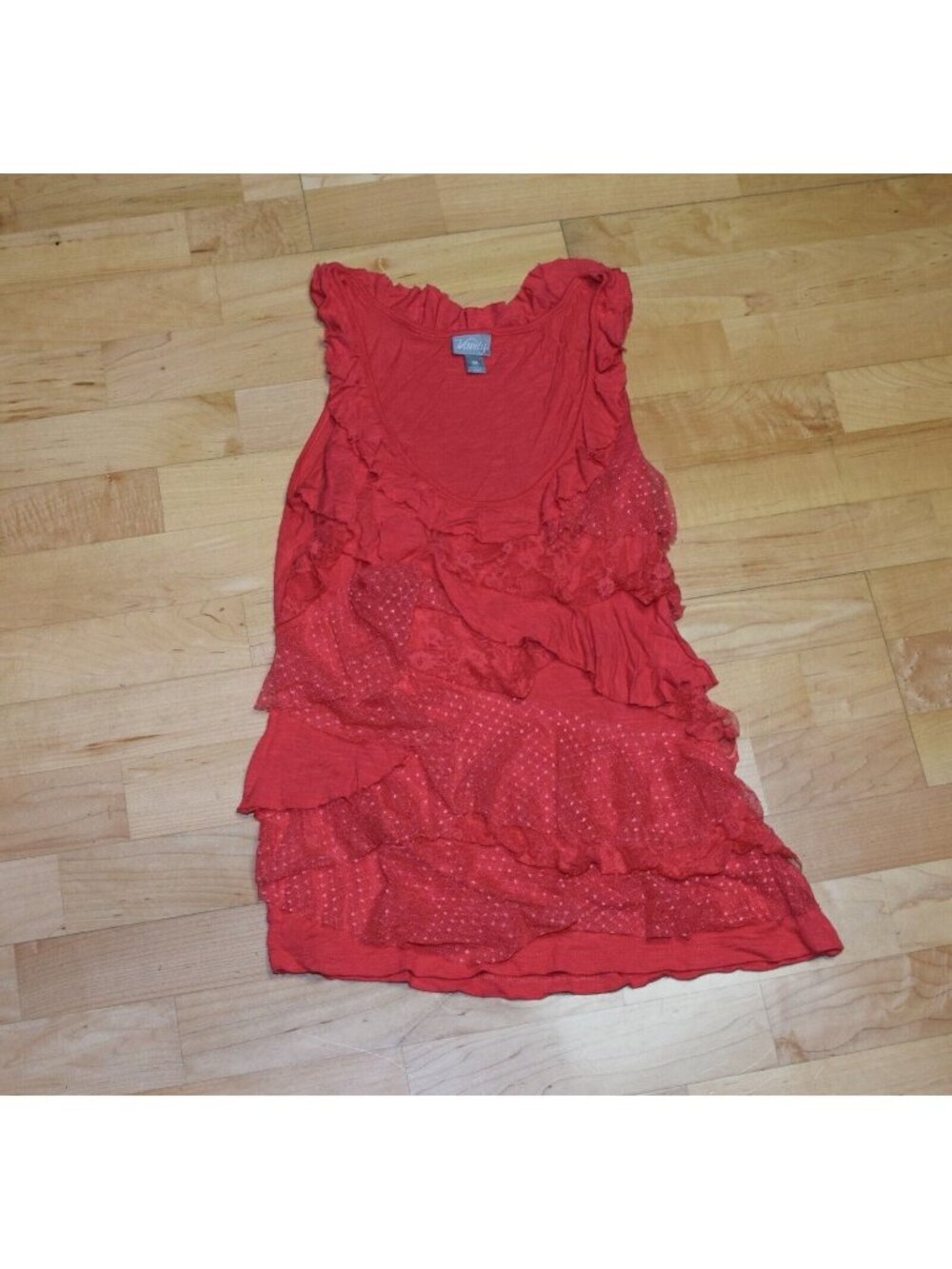 Vanity Women's Sz M Lace Tiered Front Tank Blouse